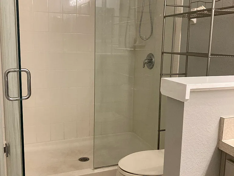 Master bedroom bathroom