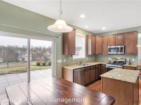 249 Dupont Dr, Mc Donald, PA 15057