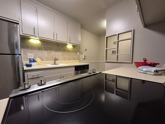 5th image of 1711 N St #4
