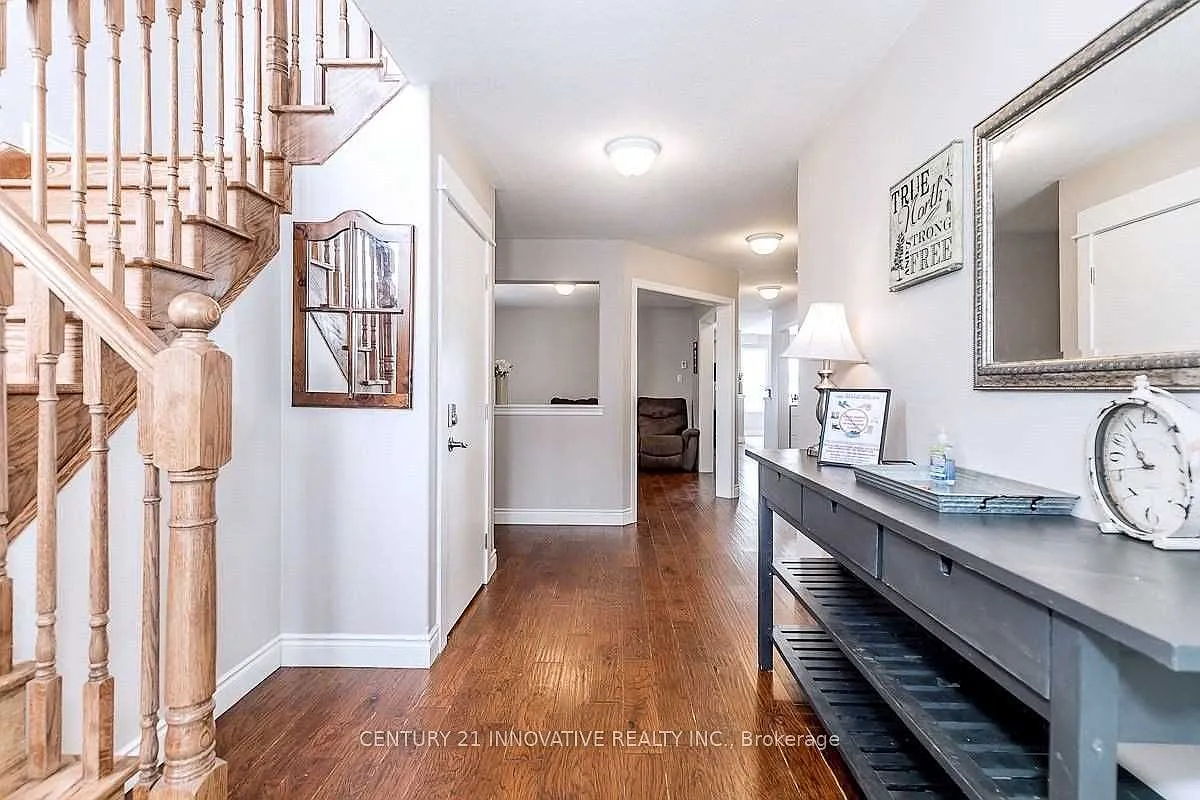 5 bed, $3,500 — Photo 3