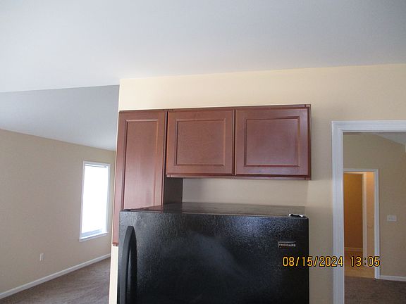 3rd image of 502 Leesburg Dr