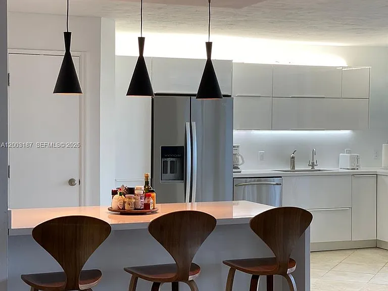 881 Ocean Dr #3E — Photo 10