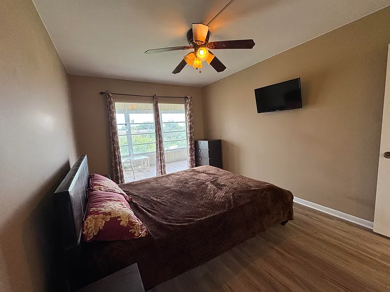 4019 Lincoln Pl #A — Photo 22
