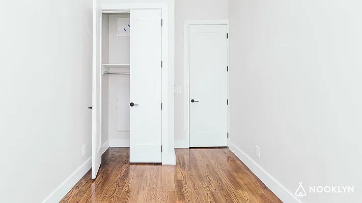 Rented by Nooklyn NYC LLC | media 74