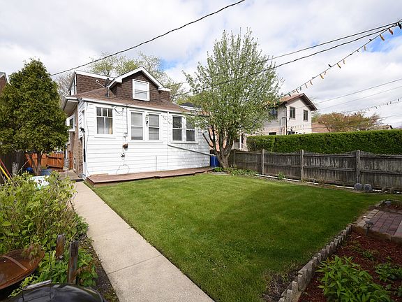4th image of 815 Portsmouth Ave