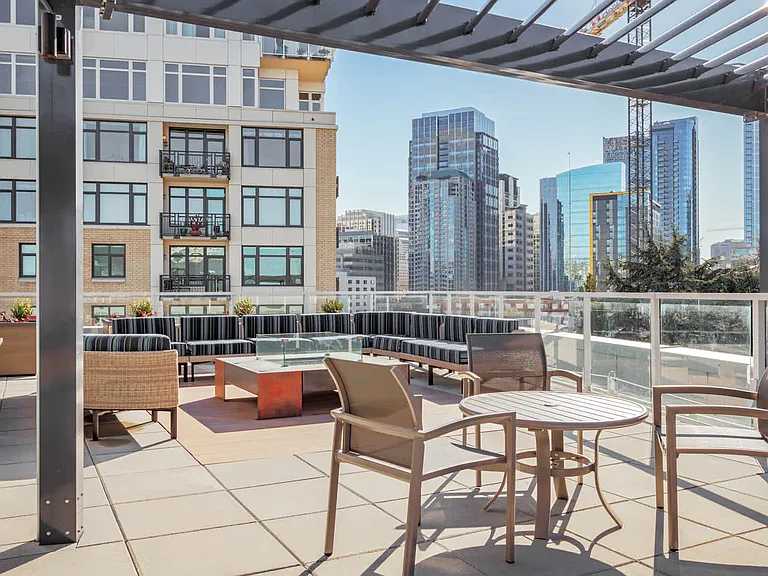 Rooftop Lounge