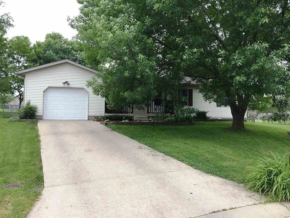 1st image of 633 W Sacajawea Ct