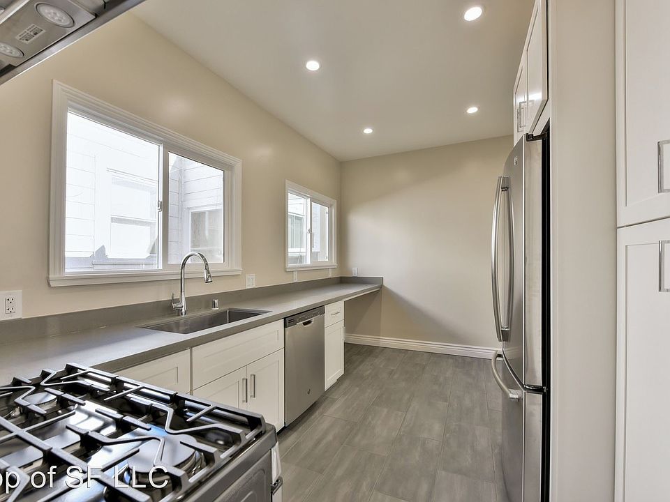 1st image of 3425 Scott St APT 01