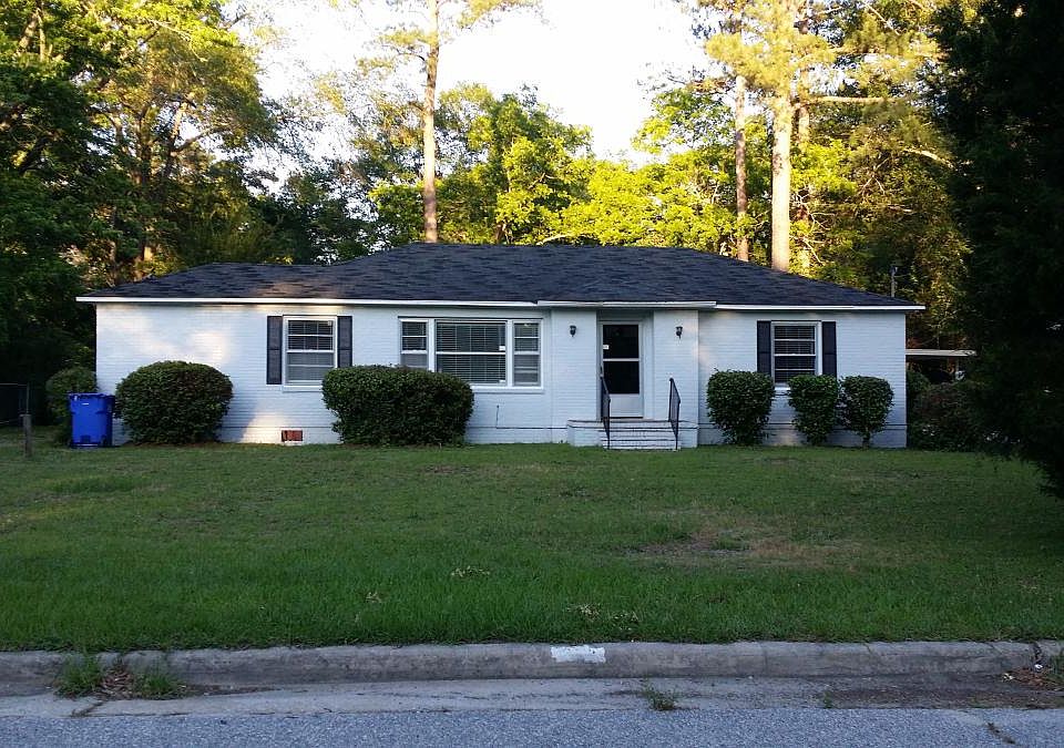 2nd image of 1444 Alta Vista Dr
