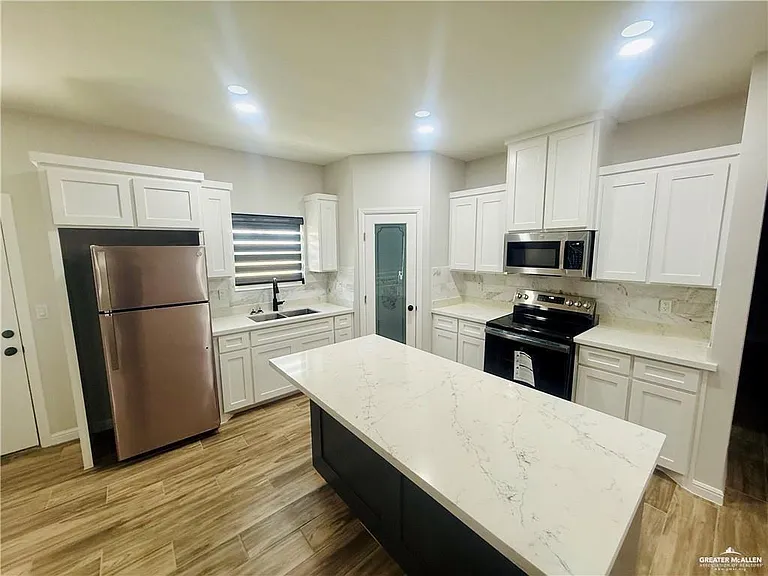 3004 W Citrine St #4 — Photo 2