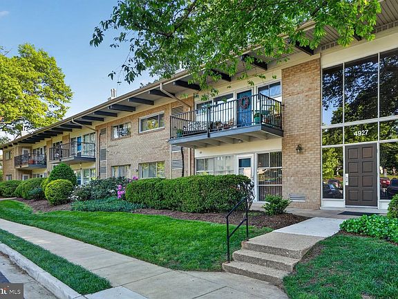 2nd image of 4927 Americana Dr APT 205