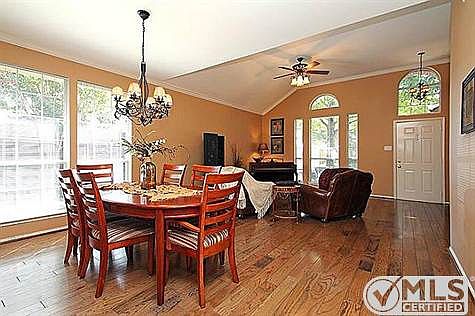 5th image of 9518 Prestmont Pl