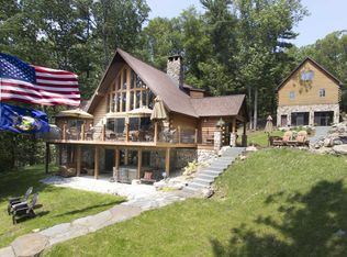 526 Evergreen Dr, Lakeville, PA 18438