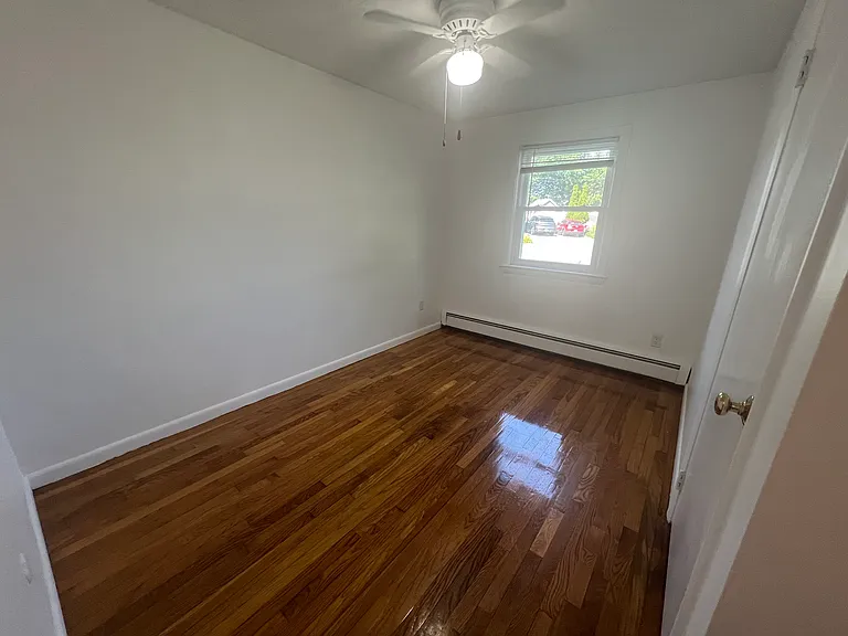 64 Halstead St #1 — Photo 6