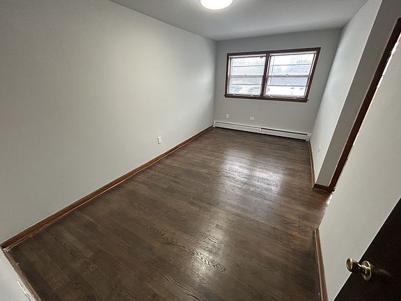 5th image of 2449 W 119th St #7