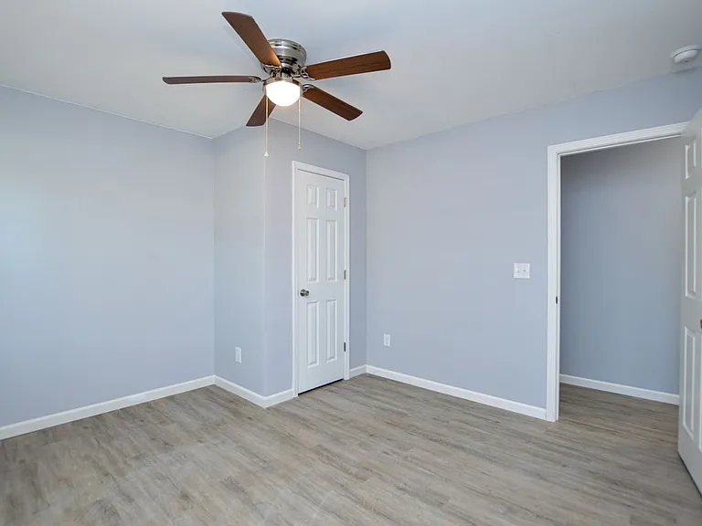 5385 Macy Grove Rd — Photo 14