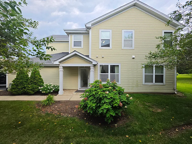 1424 Prescott Dr — Photo 17