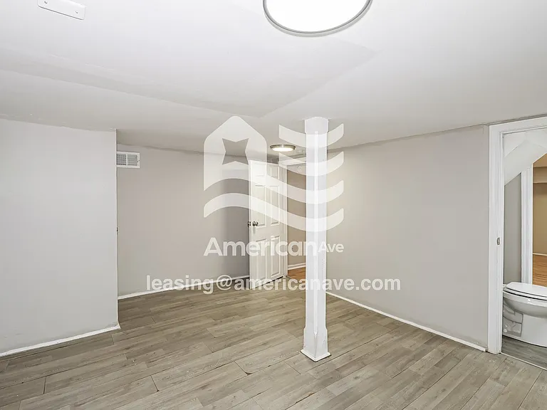 12685_012_bedroom_11.jpg