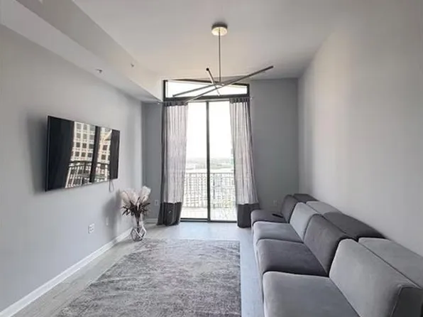 3040 Peachtree Rd NW Unit 1913, Atlanta, GA 30305