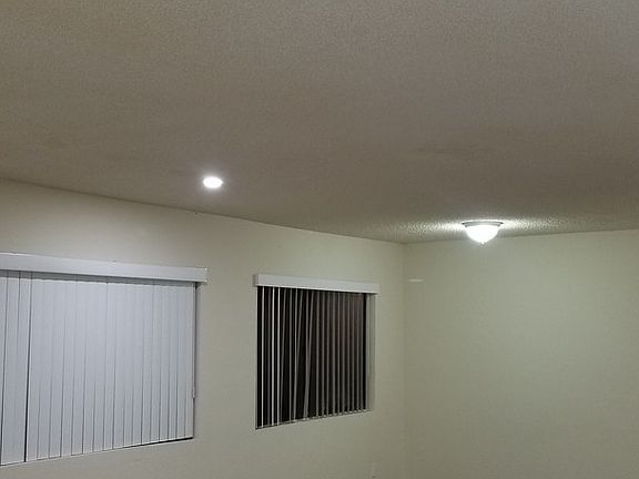 3rd image of 5007 Marathon St APT 1G