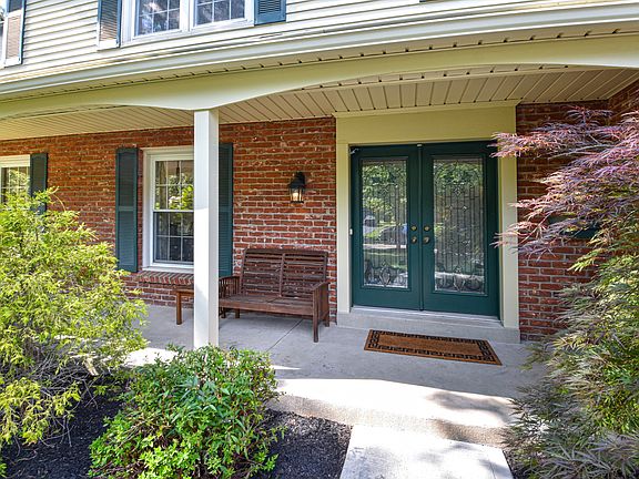 2nd image of 5248 Autumnwood Dr