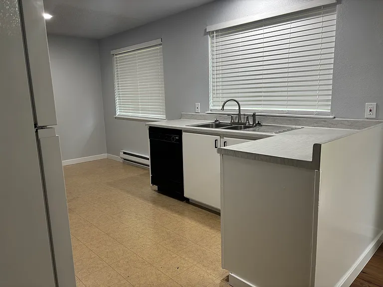19311 B St E #1 — Photo 11