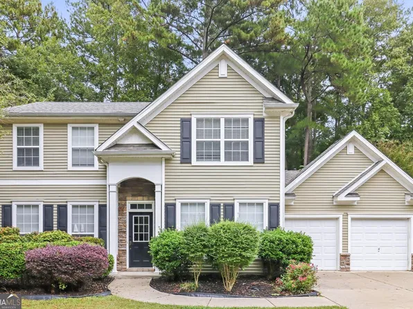 241 Chamberlyn Ln, Hiram, GA 30141