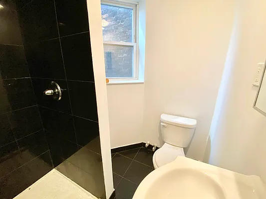 Rented by J PRESTON AND ASSOCIATES INC | media 15