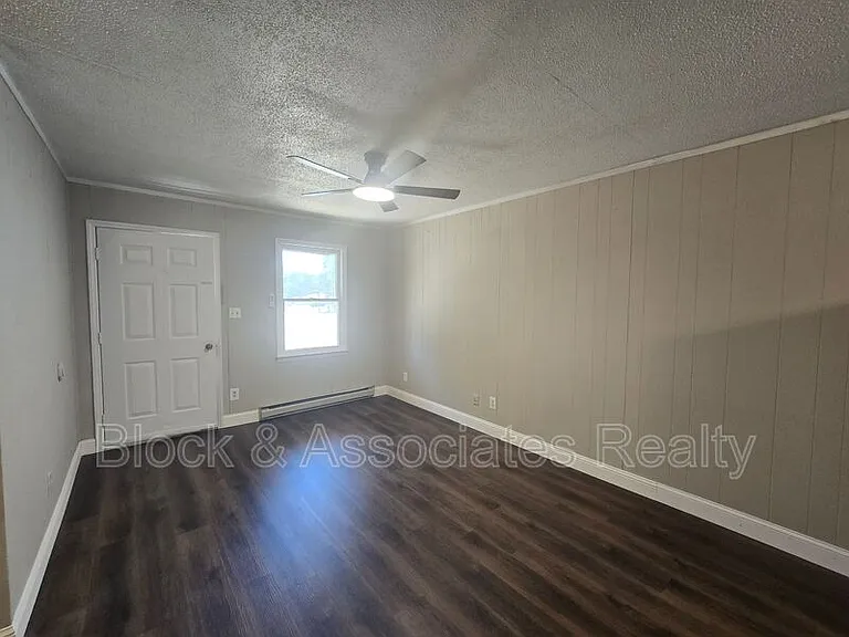 506 Lake Dr #G — Photo 9