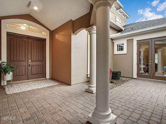 3rd image of 437 E KESLEY Lane