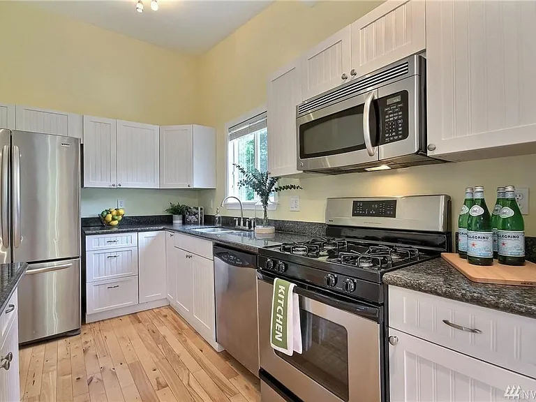 9108 NE 141st St — Photo 15
