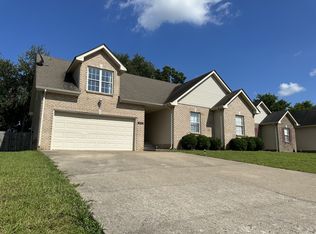 2549 Centerstone Cir, Clarksville, TN 37040