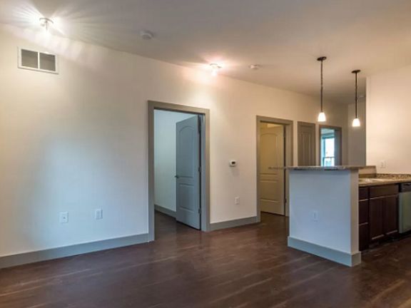 2nd image of 631 N College Ave #2