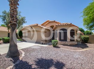 1360 S Villas Ct, Chandler, AZ 85286