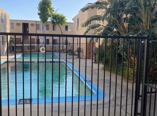 21609 Strathern St #16, Canoga Park, CA 91304