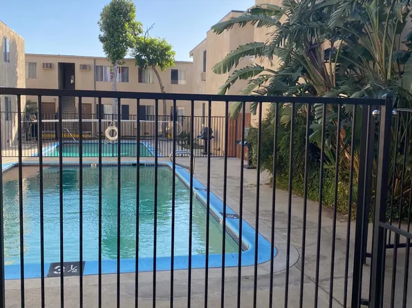 8101 Remmet Ave, Canoga Park, CA 91304