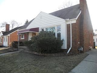 1st image of 8257 Parkland