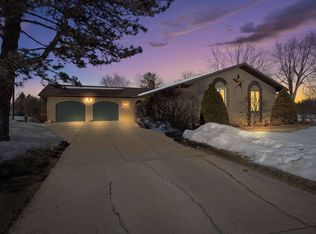 431 Front St, Pulaski, WI 54162