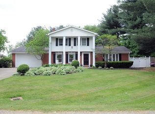 2050 Chateau Cir, New Concord, OH 43762