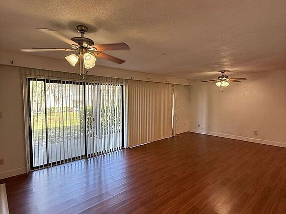 5th image of 2273 Burnway Rd