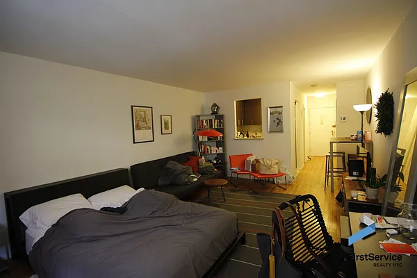 Rented by FirstService Realty (legacy) | media 9