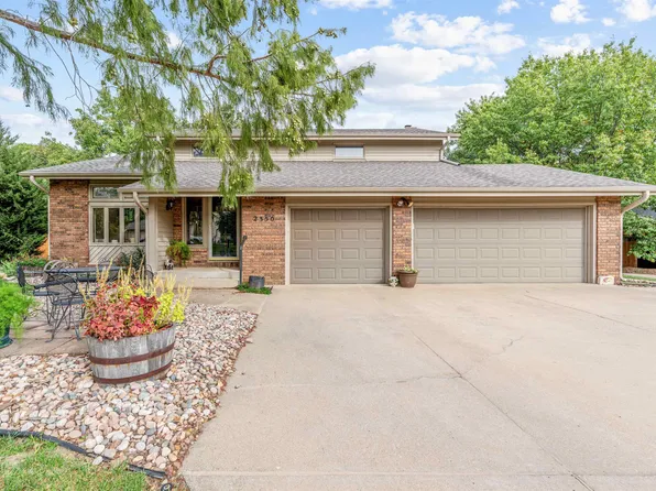 2350 Hillside Dr, Salina, KS 67401