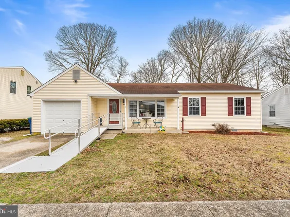 38 Wilson Ave, Somers Point, NJ 08244