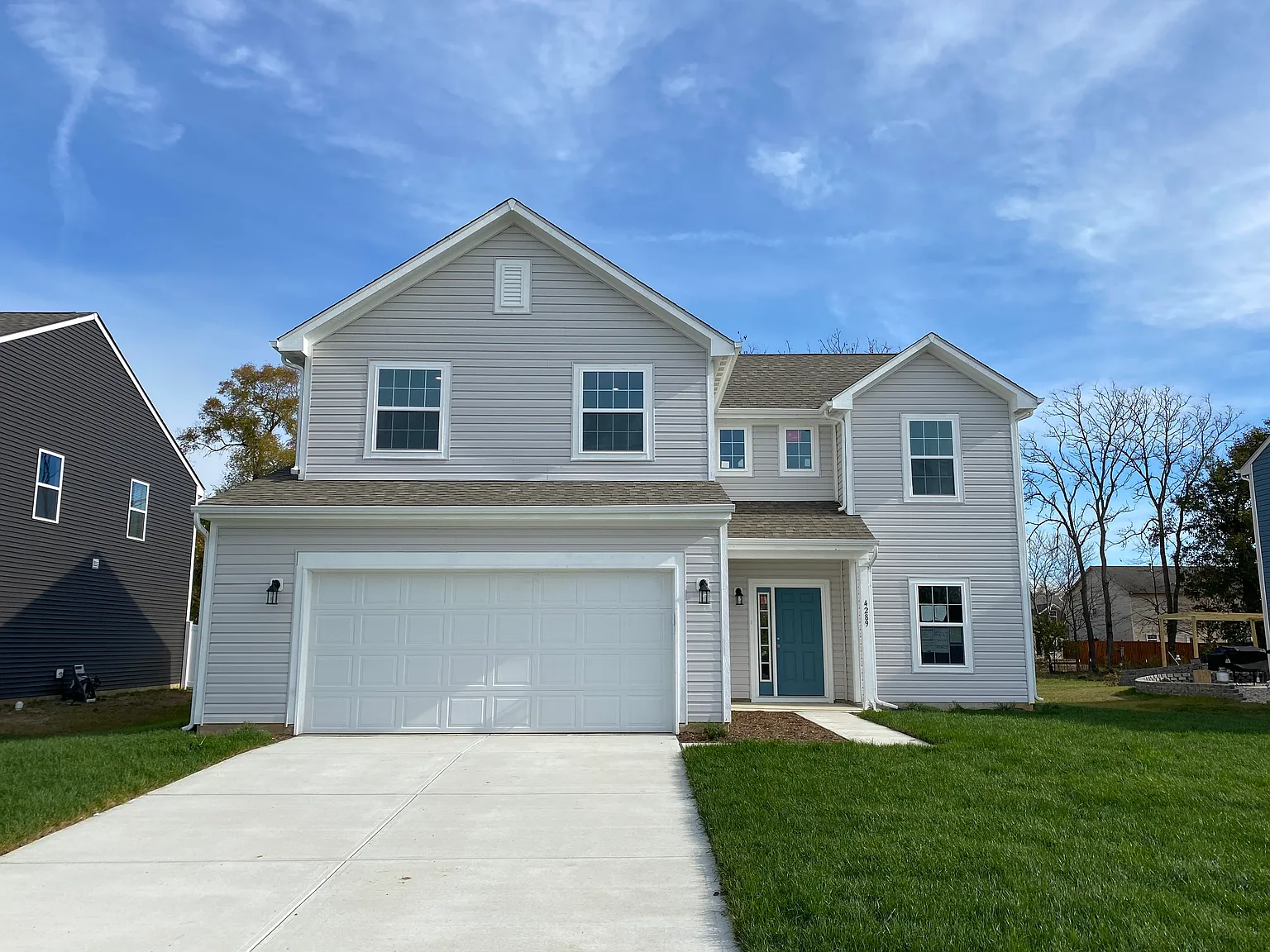 4 bed, 2.5 bath, 2150 sqft, $2,200 — Photo 1