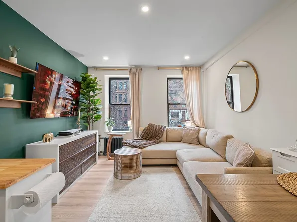 300 8th Ave APT 1M, Brooklyn, NY 11215