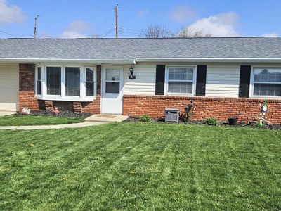 8504 W Fairview Dr, Yorktown, IN, 47396