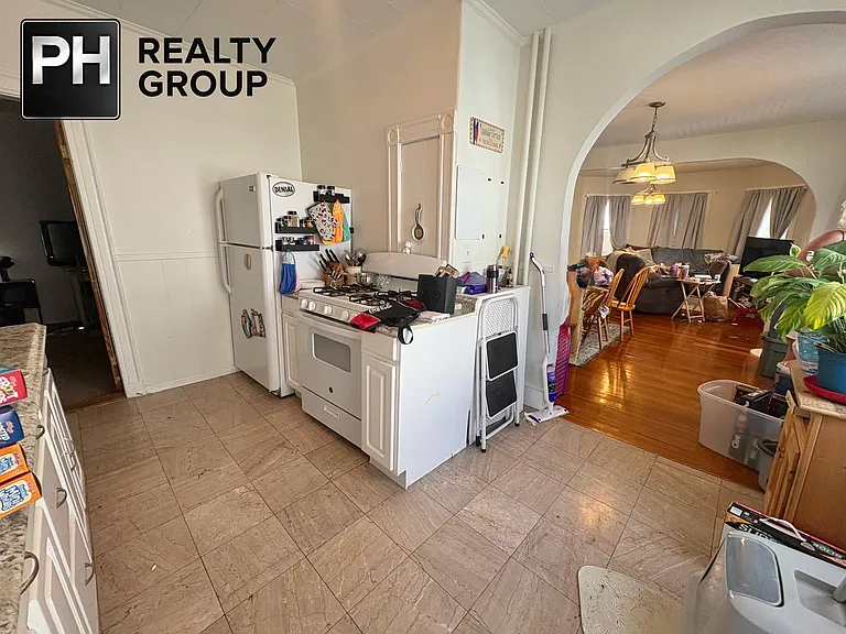 51 Cypress St #1 — Photo 8