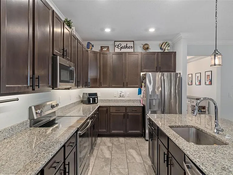 12409 Brick Cobblestone Dr — Photo 11