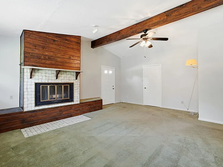 520 Windsor Rd — Photo 11