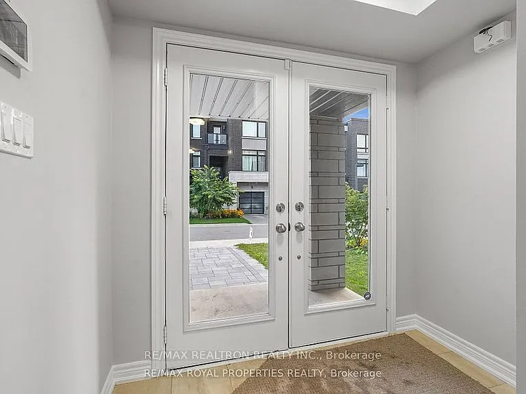 1357 Gull Cross — Photo 3